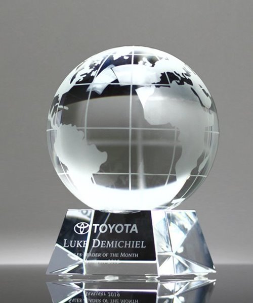 Picture of Crystal World Globe Pyramid Award